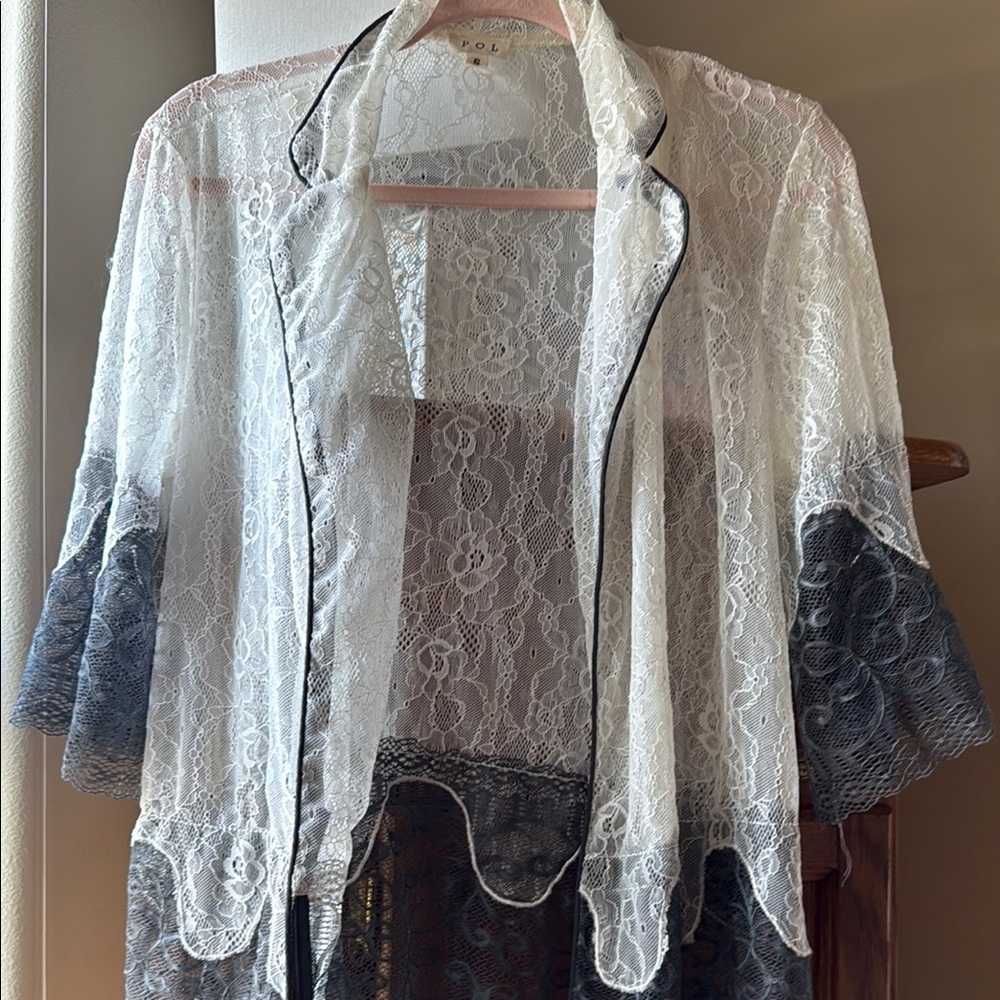POL Creamy white Kimono
